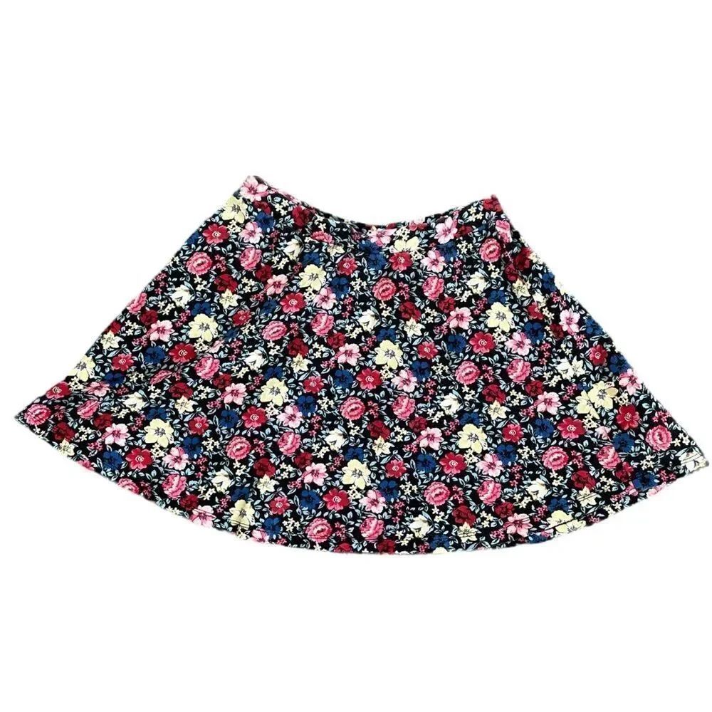 Forever 21 floral short skirt